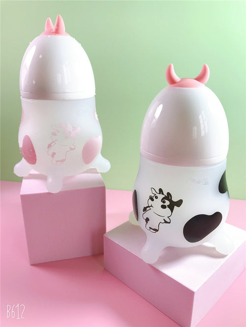 Wide-Neck Silicone Baby Bottle – BPA-Free Feeding Bottle